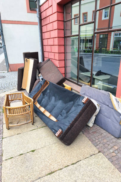 Retail Junk Removal in Hull, IA